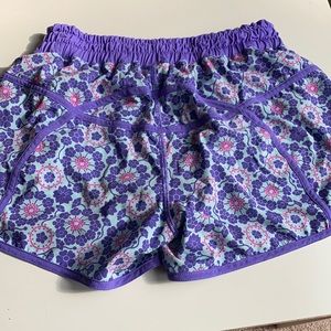 Lululemon 4” shorts